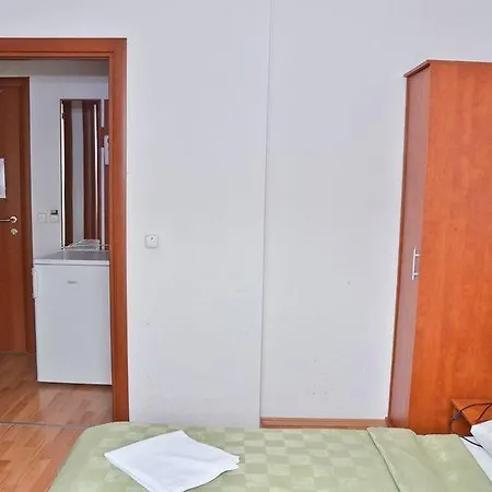 Kristaly Hotel
