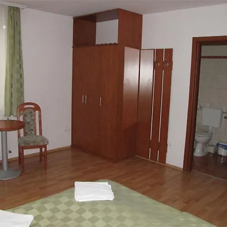 Hotel Kristaly