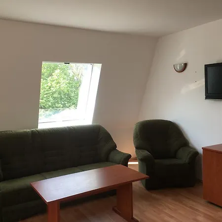 Kristaly Хайдусобосло
